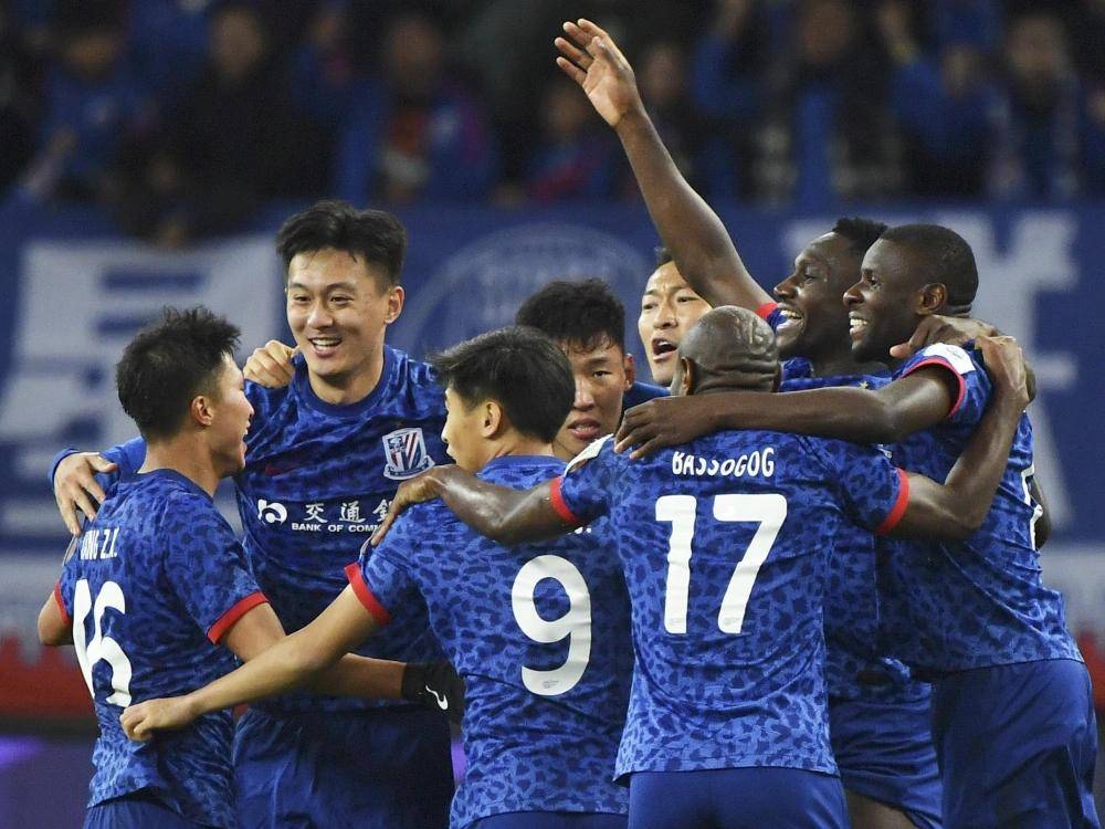 开云体育注册平台-赛前上海申花备战亚冠，伤情更新细节曝光，话题不断，纪律约束更严格的简单介绍