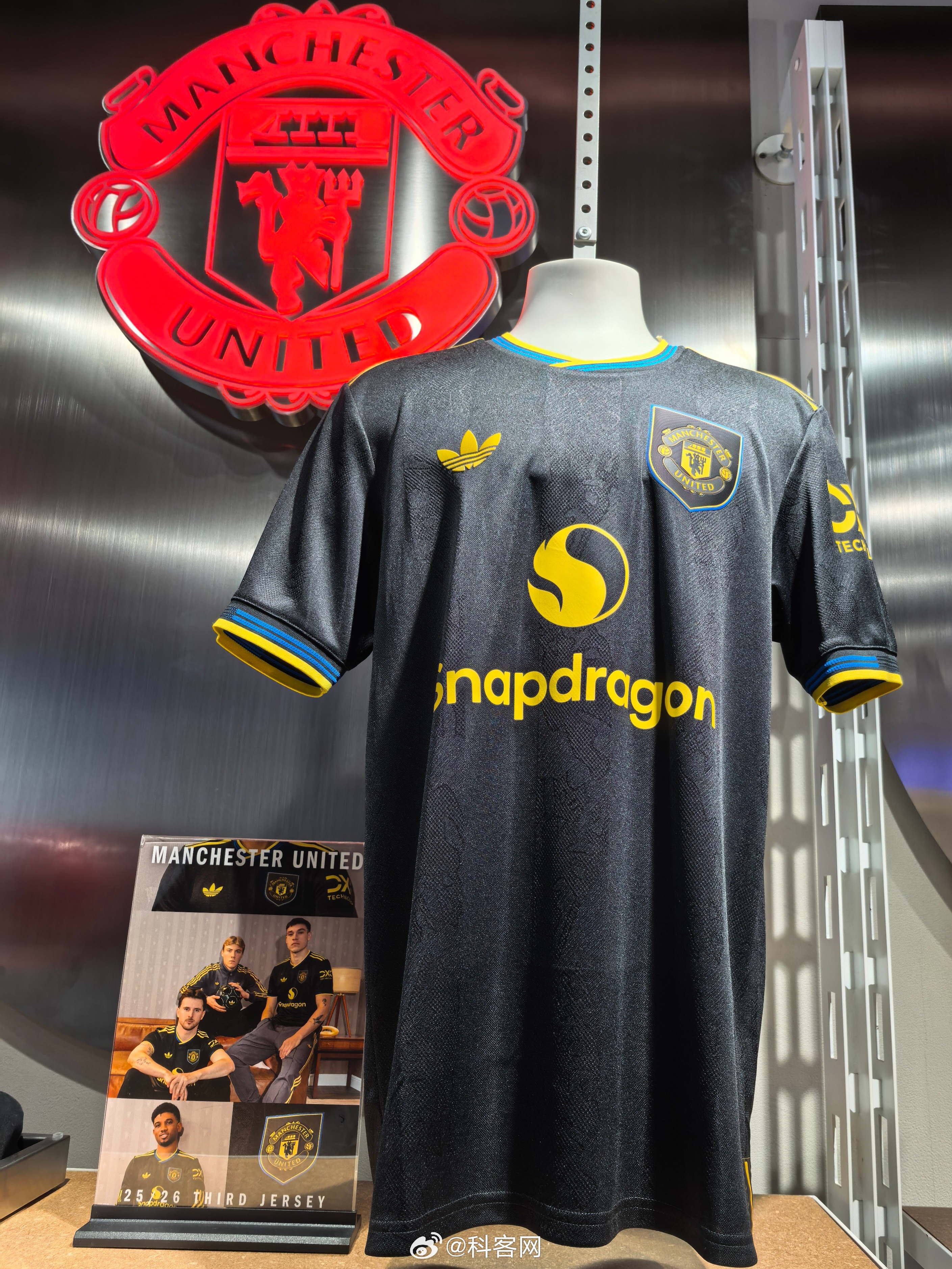 开云体育注册平台-里程碑夜！曼联单刀错失，意大利杯今晨刷纪录，震撼外界，轮换策略成焦点的简单介绍